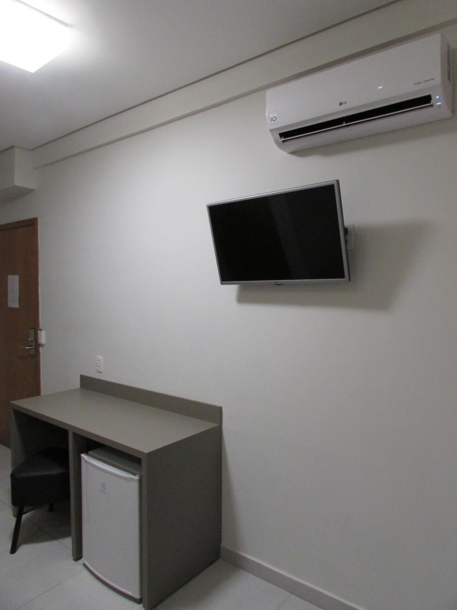 Hotel Urbis A 10 Minutos Rua 25 De Marco, Bras,Bom Retiro,A 2 Minutos Do Mirante Sampa Sky São Paulo Kültér fotó