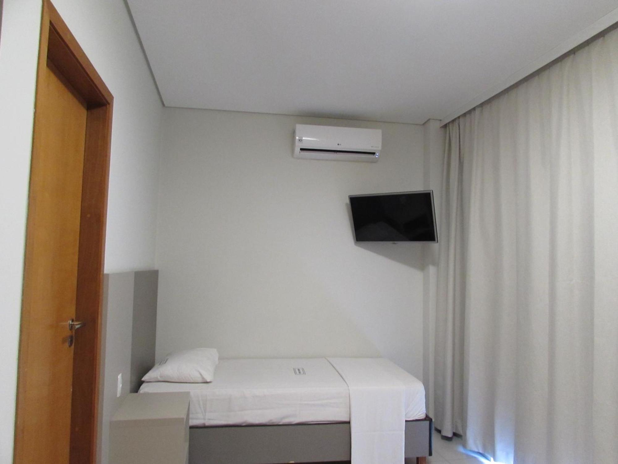 Hotel Urbis A 10 Minutos Rua 25 De Marco, Bras,Bom Retiro,A 2 Minutos Do Mirante Sampa Sky São Paulo Kültér fotó