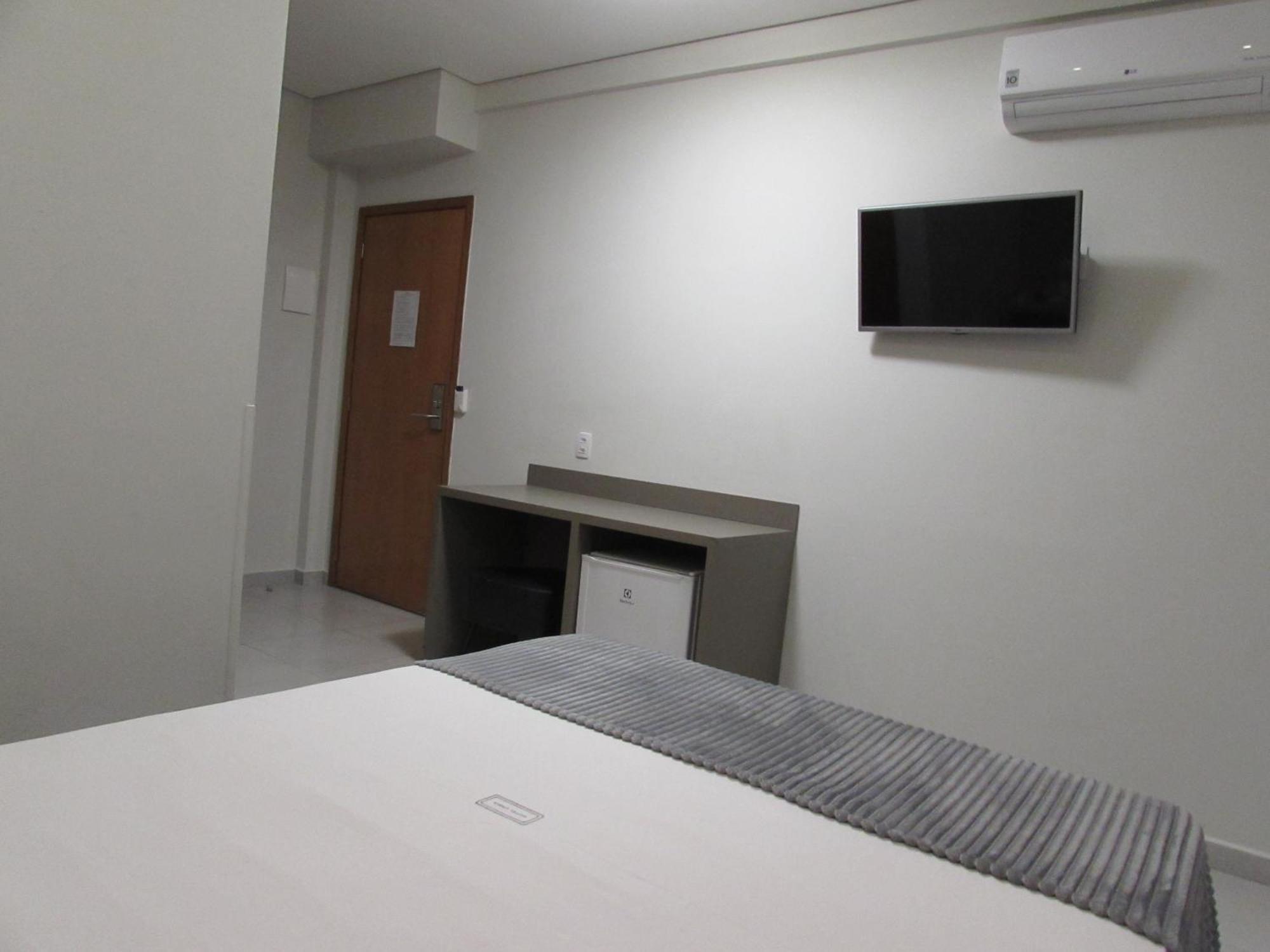 Hotel Urbis A 10 Minutos Rua 25 De Marco, Bras,Bom Retiro,A 2 Minutos Do Mirante Sampa Sky São Paulo Kültér fotó
