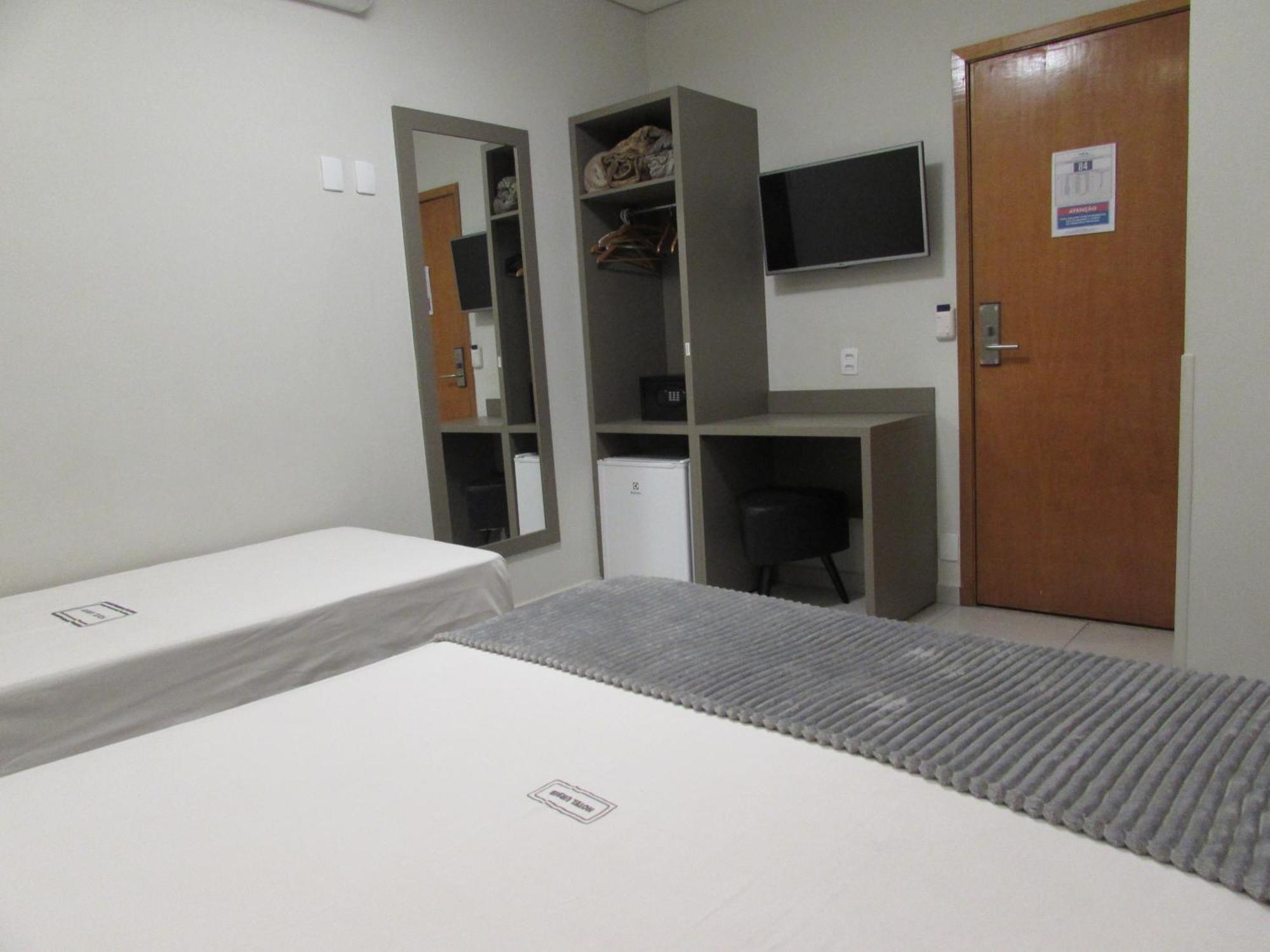 Hotel Urbis A 10 Minutos Rua 25 De Marco, Bras,Bom Retiro,A 2 Minutos Do Mirante Sampa Sky São Paulo Kültér fotó